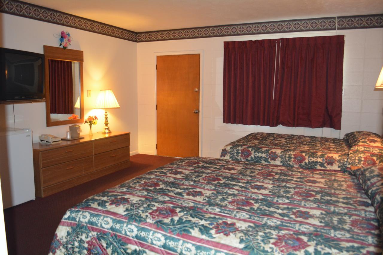 Ventura Motel Ludington Exterior photo